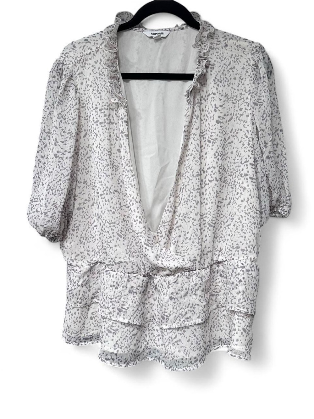Express White and Light Gray Printed Ruffle V-Neck Blouse